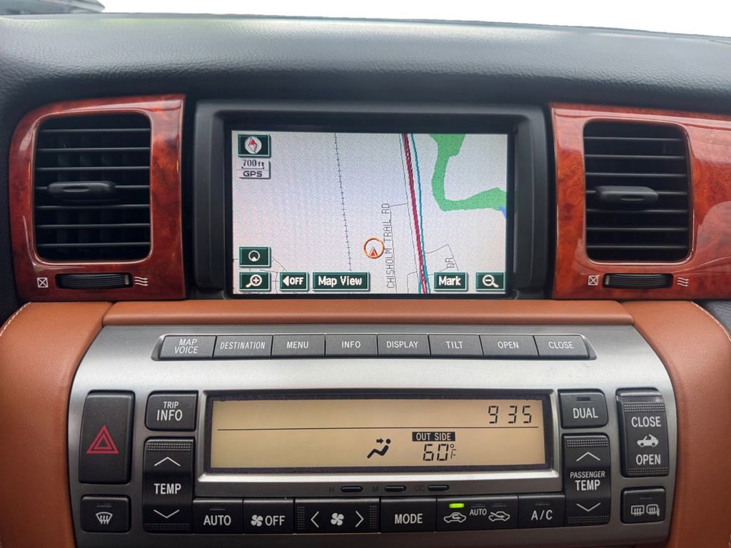 Used 2005 Lexus SC 430 Convertible RWD image 22