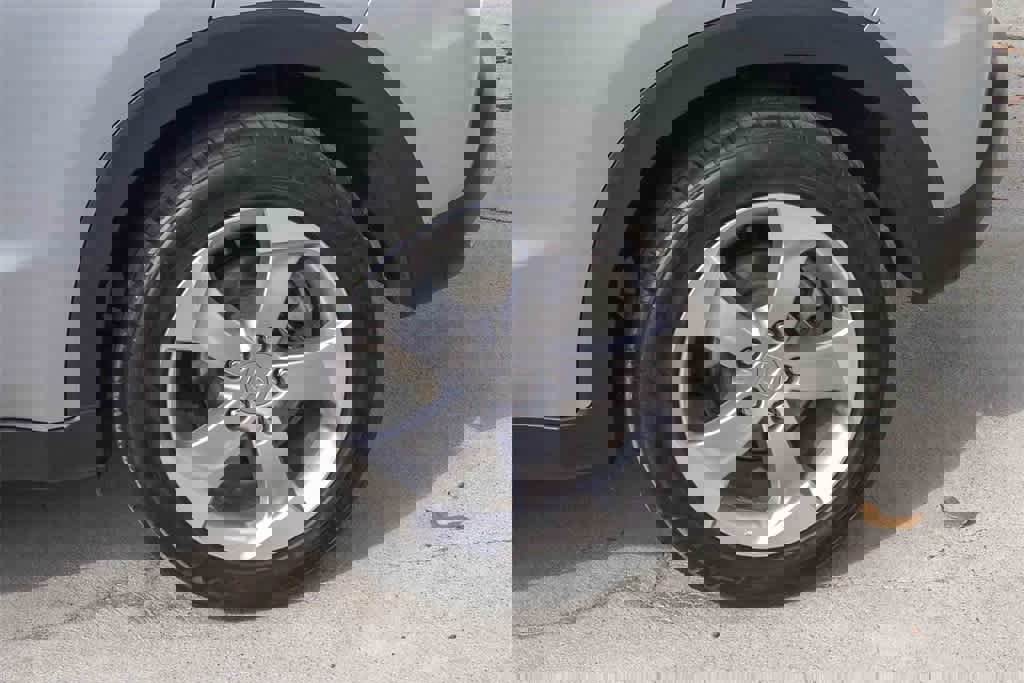 Used 2022 Honda HR-V LX image 6