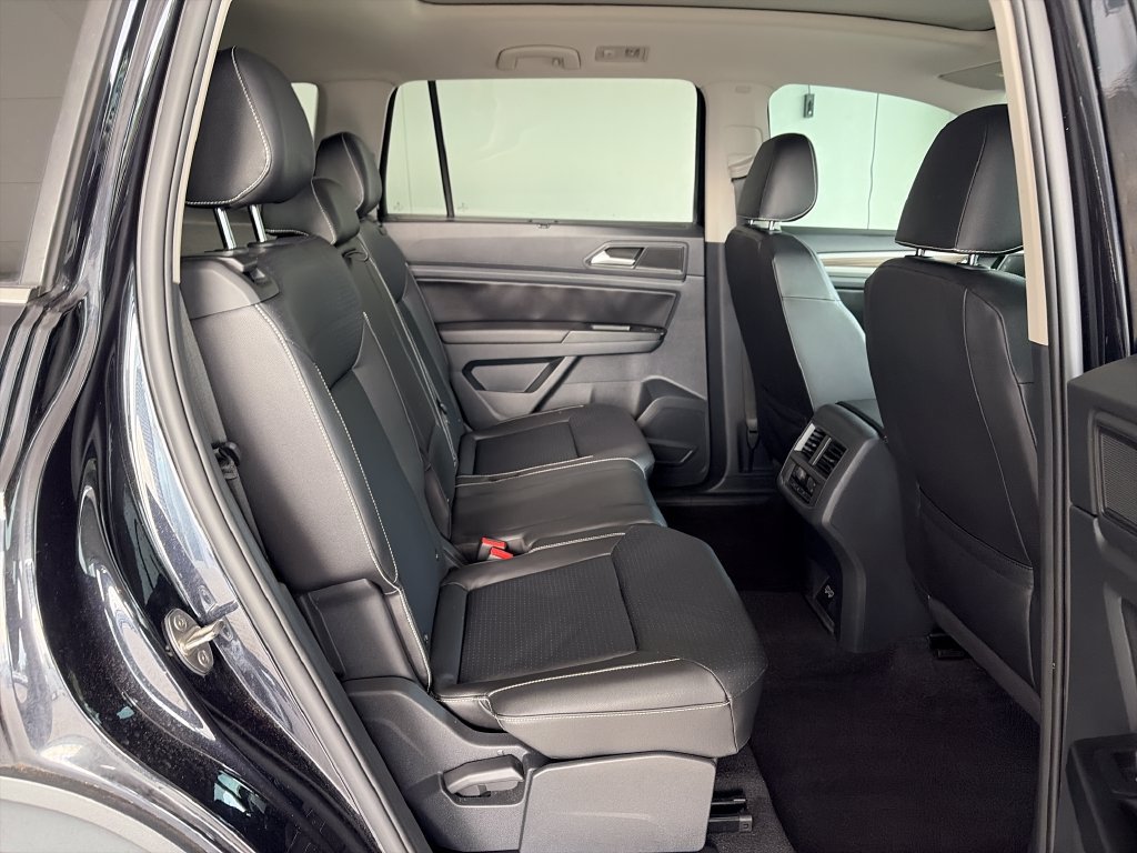 Used 2021 Volkswagen Atlas SE w/ Panoramic Sunroof Package AWD/4WD image 30