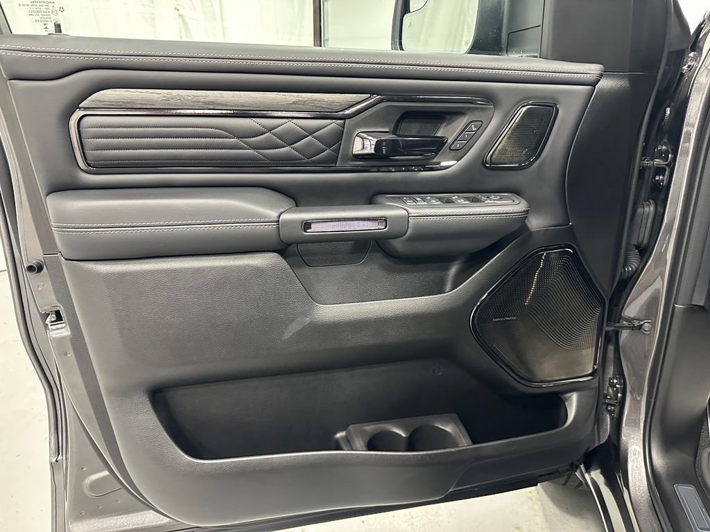Used 2026 RAM 1500 Limited AWD/4WD image 8