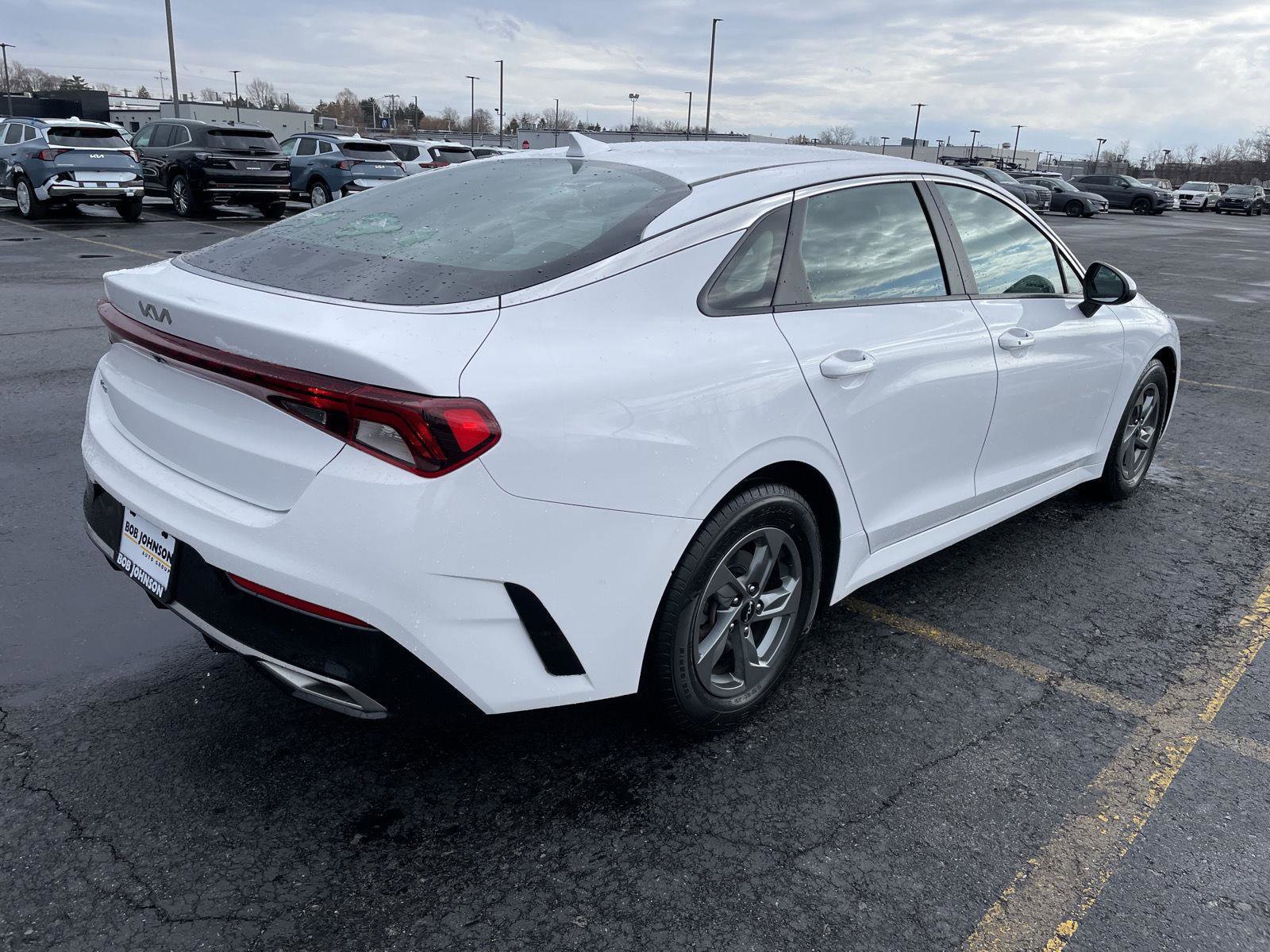 Used 2022 Kia K5 LXS image 7