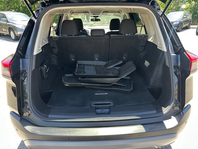 Used 2023 Nissan Rogue SV AWD/4WD image 14