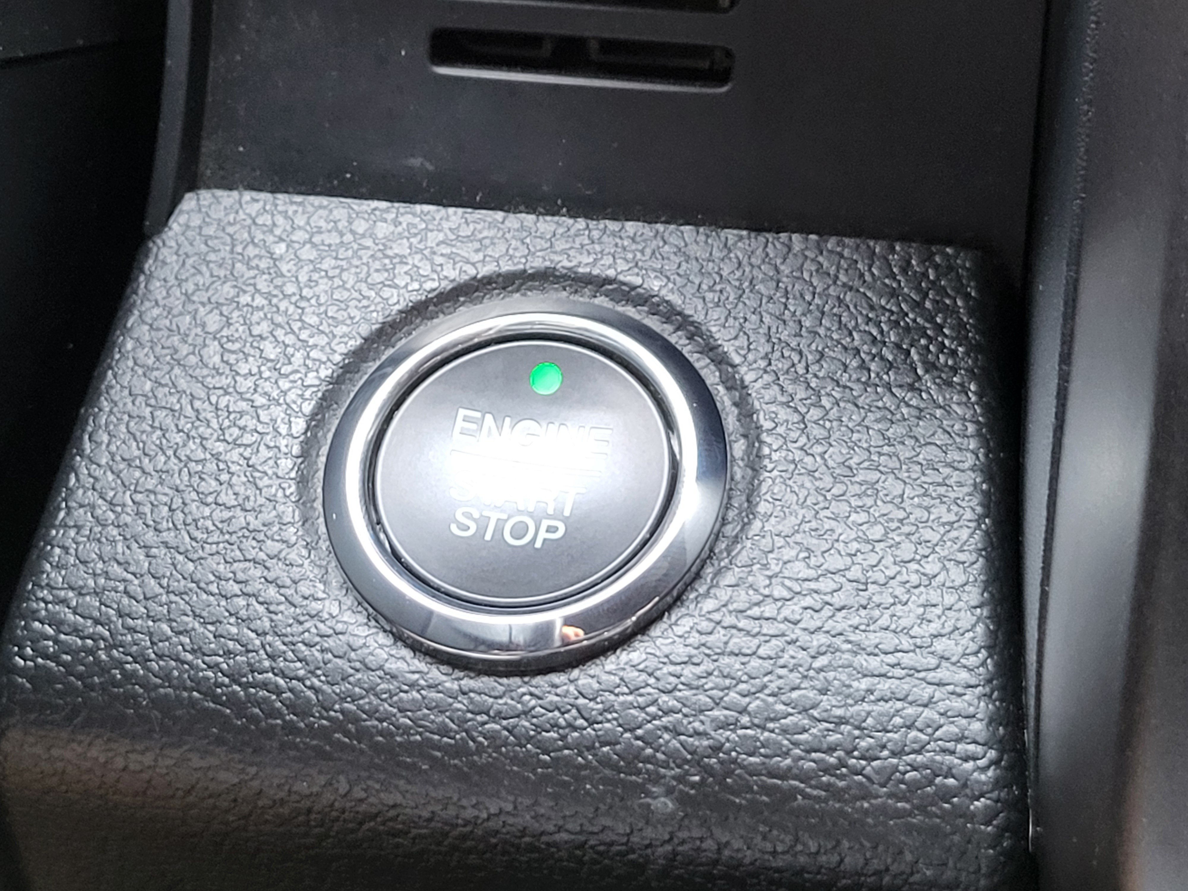 Used 2020 Ford Expedition Limited w/ Equipment Group 303A AWD/4WD image 19