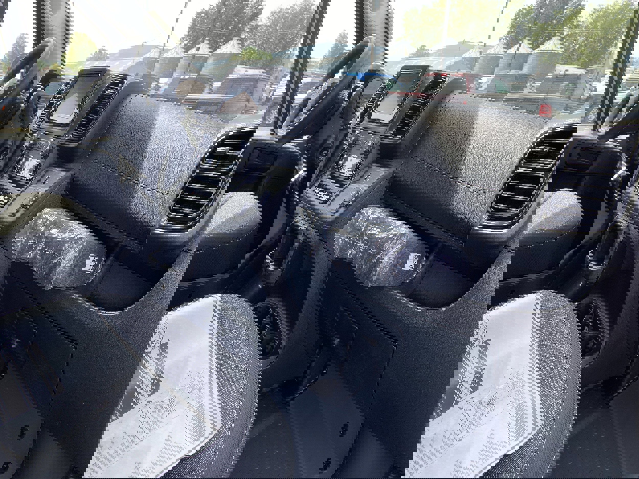 New 2025 RAM ProMaster 2500 w/ Convenience Group image 16