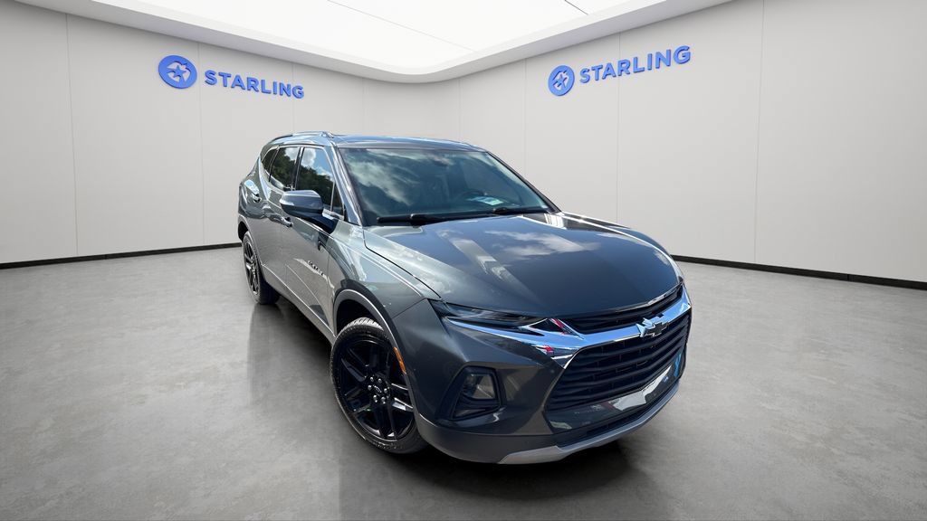 Used 2019 Chevrolet Blazer LT w/ Sound & Technology Package FWD image 2