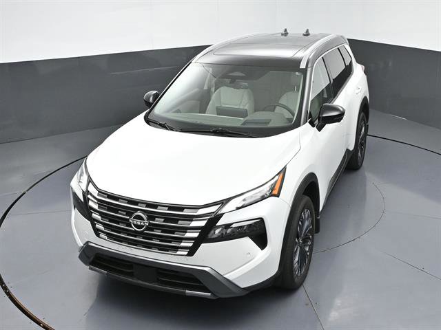 Used 2025 Nissan Rogue SL w/ Tech Package AWD/4WD image 40