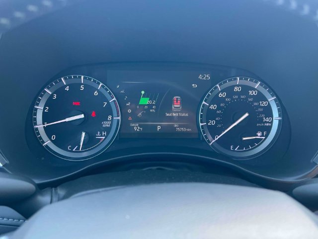 Used 2020 Toyota Highlander XLE AWD/4WD image 18