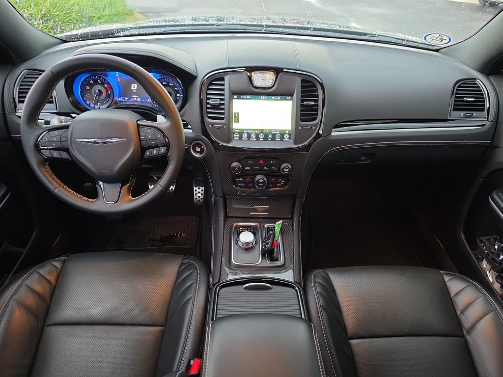 Used 2023 Chrysler 300 C RWD image 13