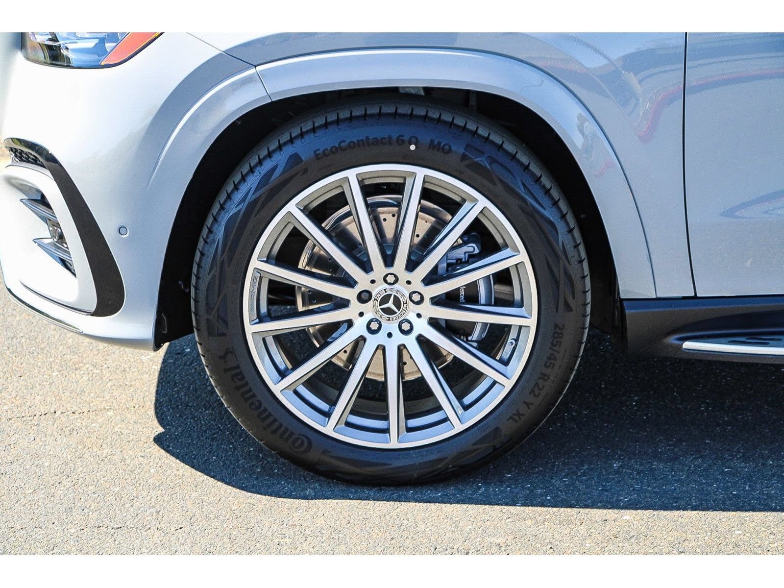 New 2026 Mercedes-Benz GLS 580 4MATIC image 9