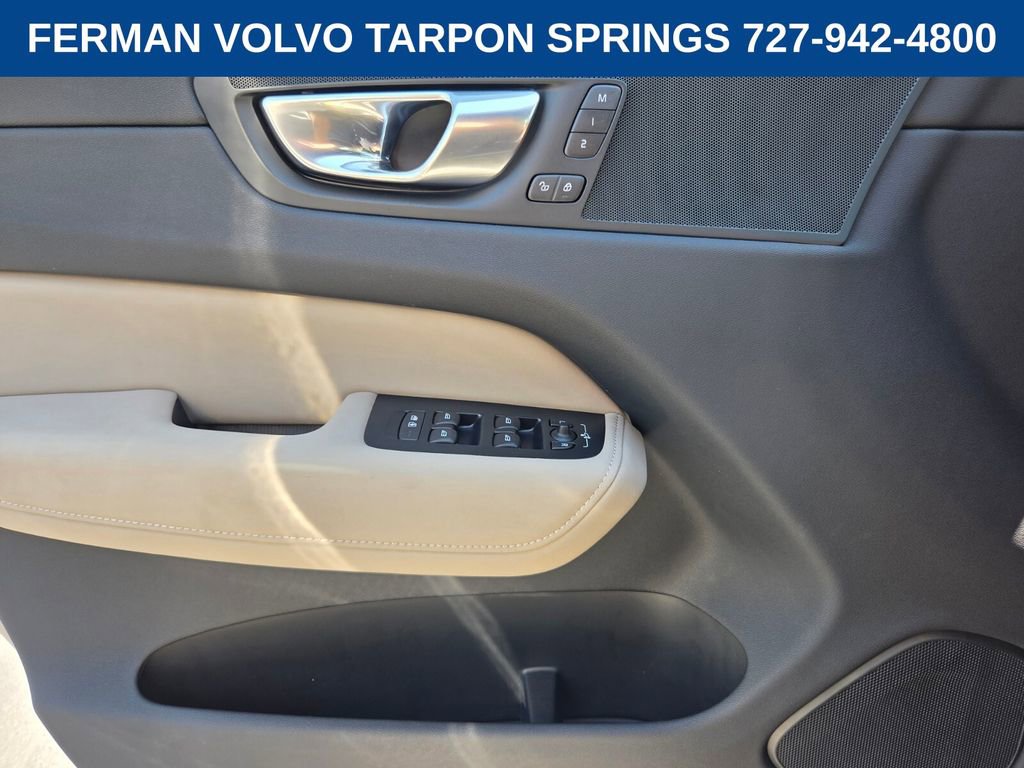 New 2026 Volvo XC60 B5 Plus w/ Protection Package Premier AWD/4WD image 23