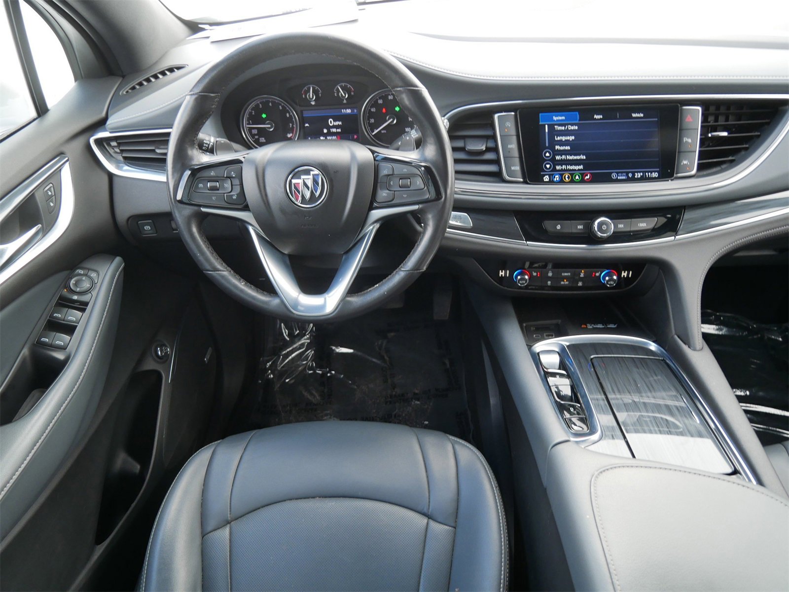 Used 2022 Buick Enclave Essence w/ Sport Touring Edition image 11