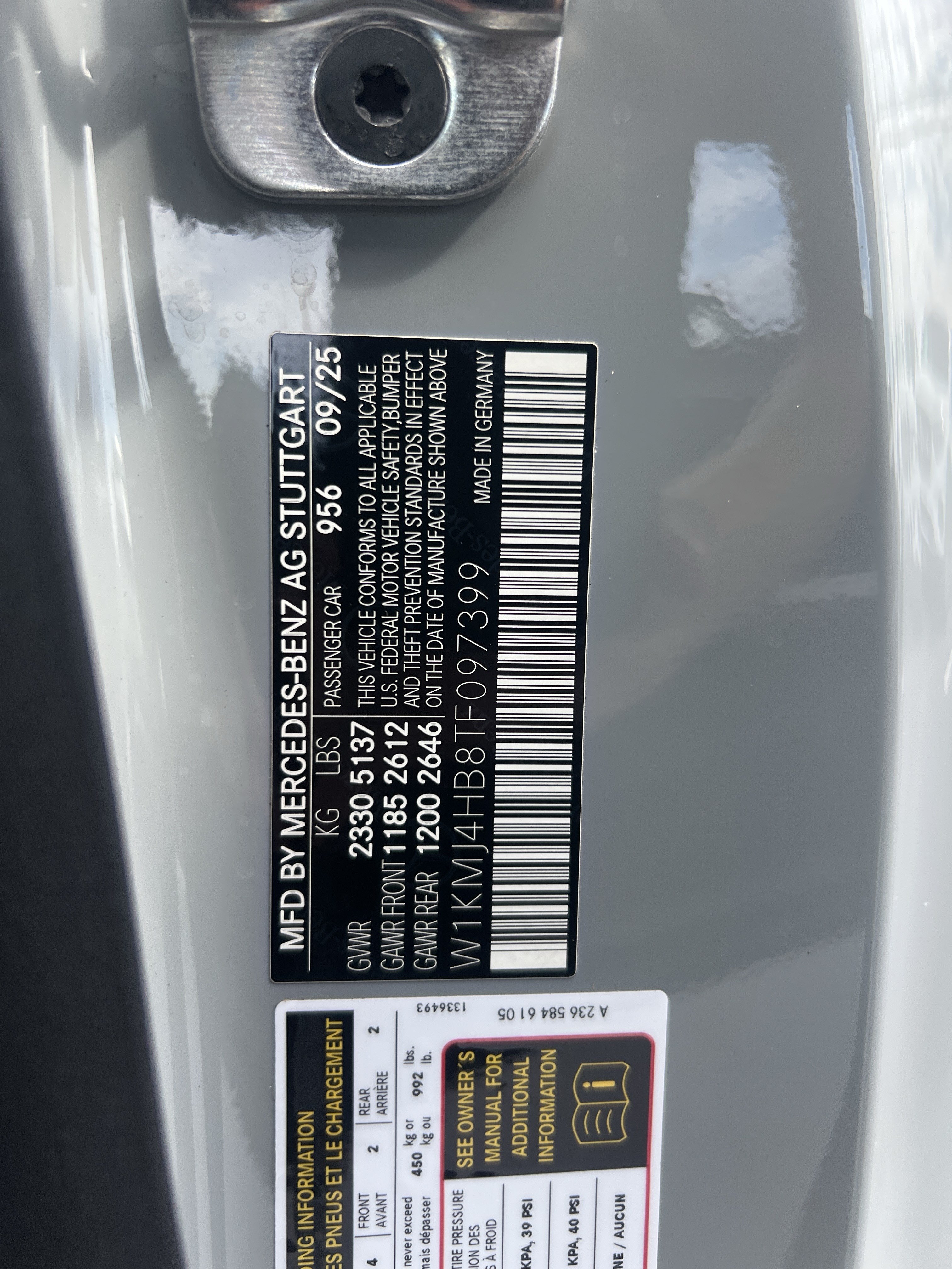 Certified 2026 Mercedes-Benz CLE 300 4MATIC Coupe image 37