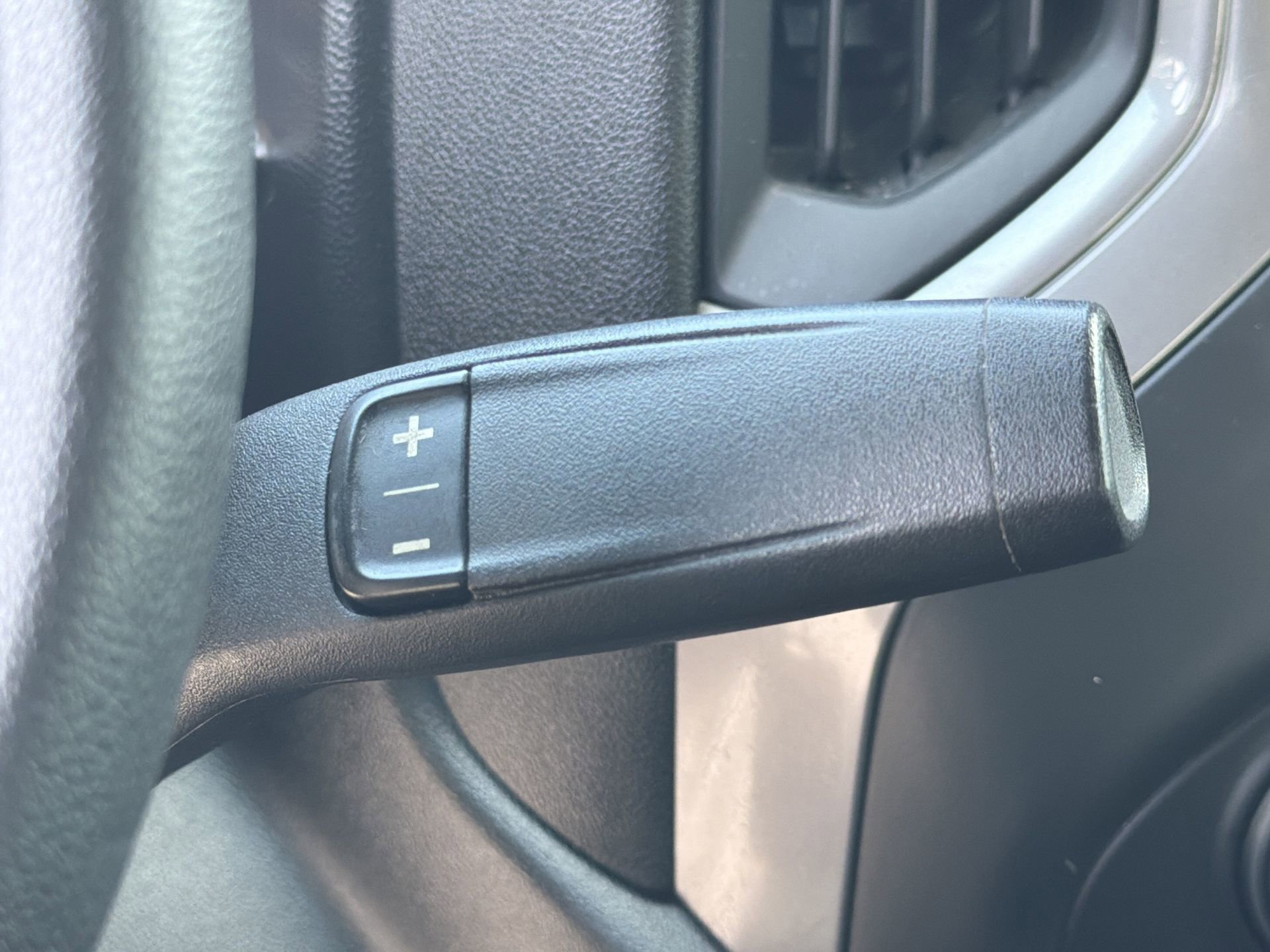 Used 2020 Chevrolet Silverado 1500 Custom Trail Boss w/ Custom Convenience Package image 9