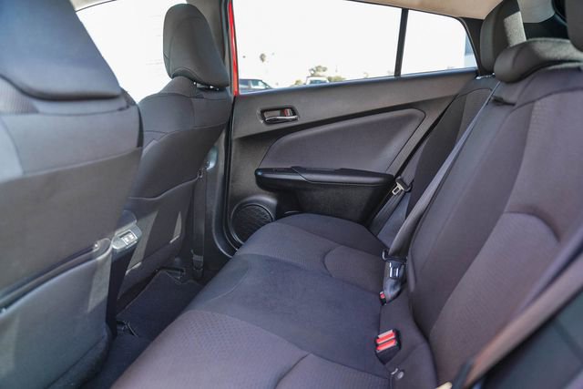 Used 2022 Toyota Prius LE image 19