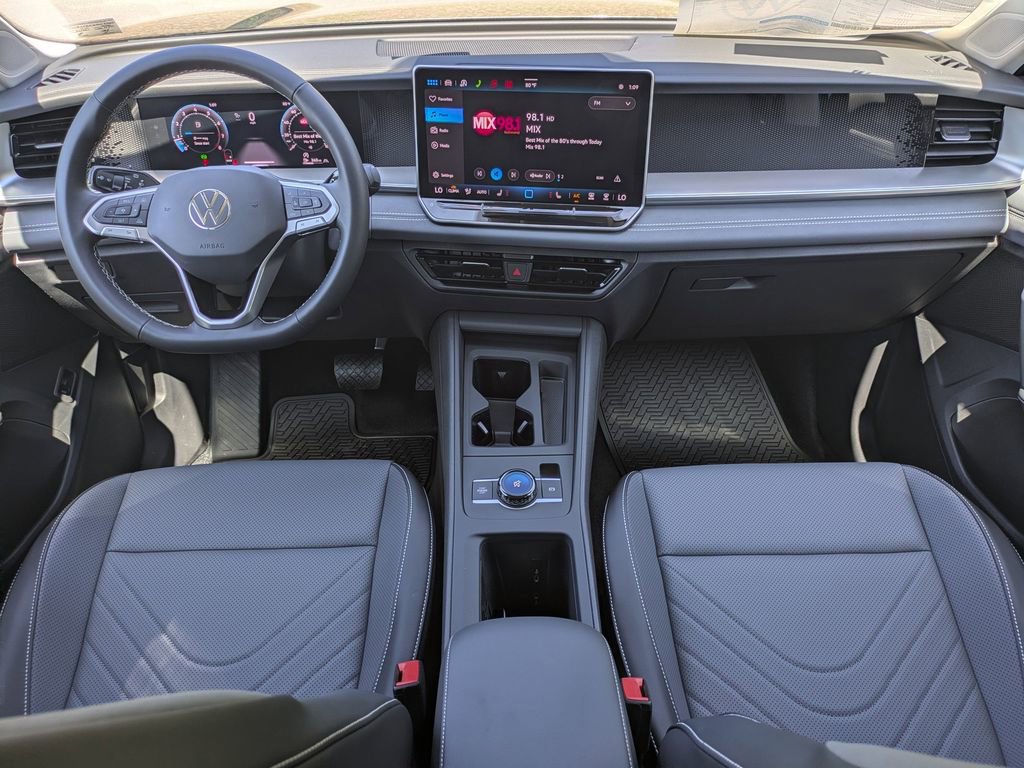 New 2026 Volkswagen Tiguan SE AWD/4WD image 14