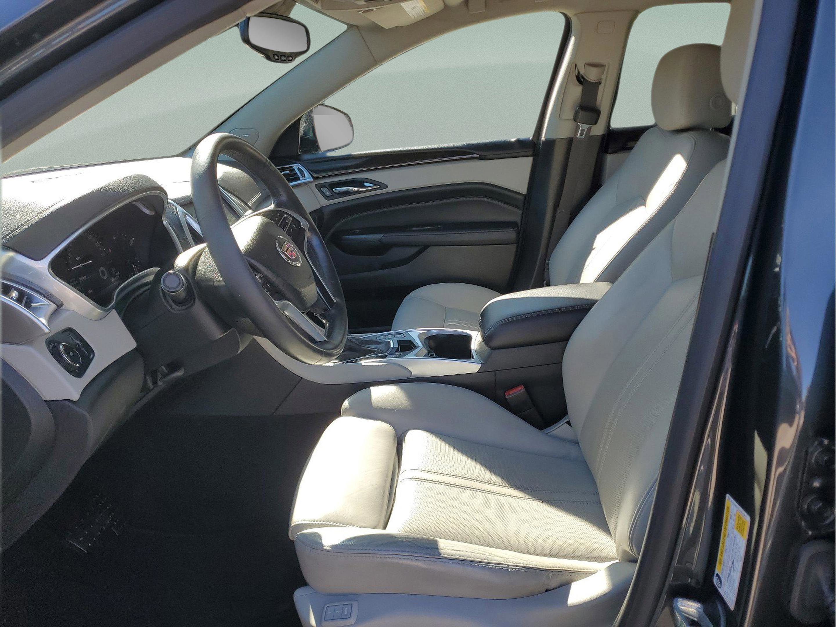 Used 2016 Cadillac SRX Performance w/ Driver Awareness Package image 16