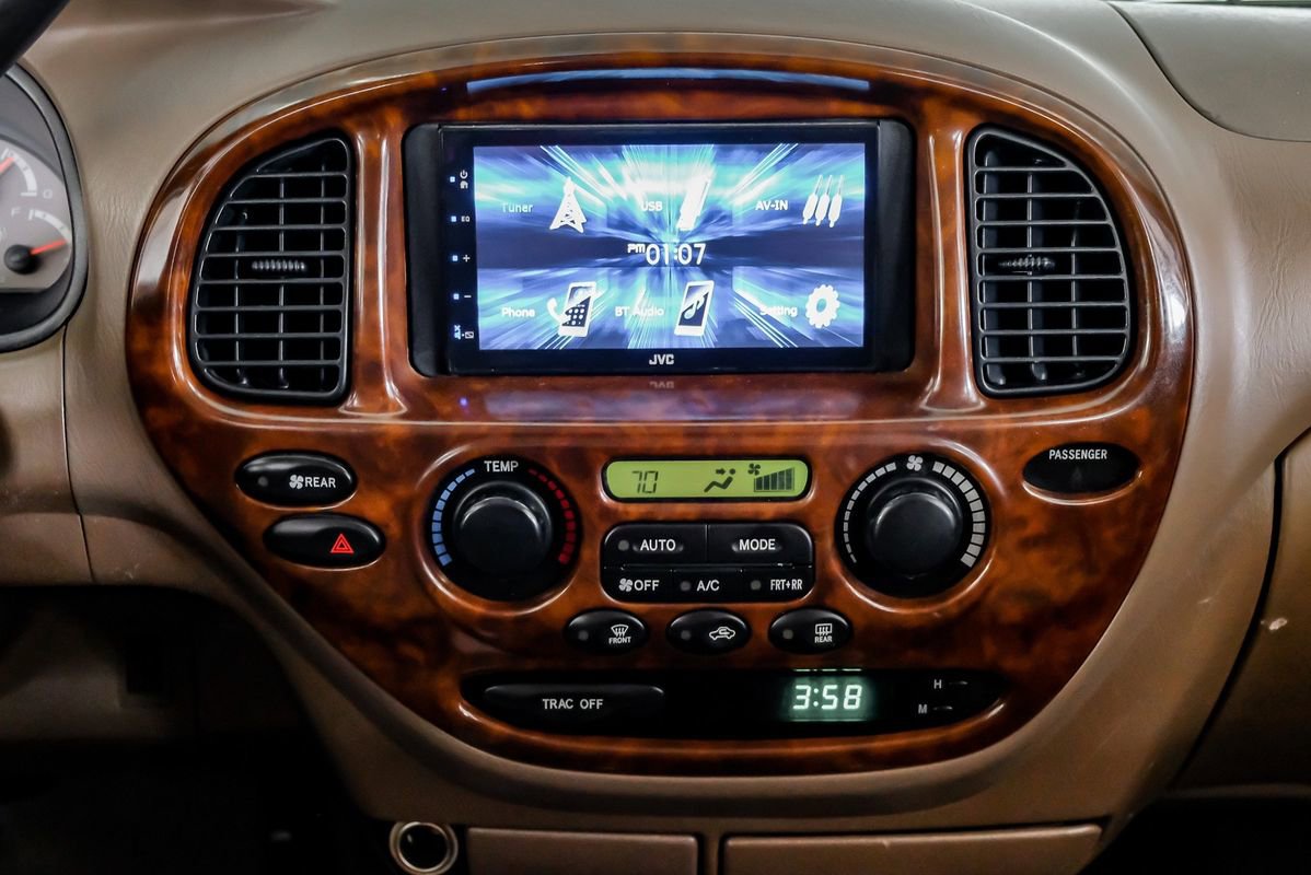 Used 2004 Toyota Sequoia SR5 image 24