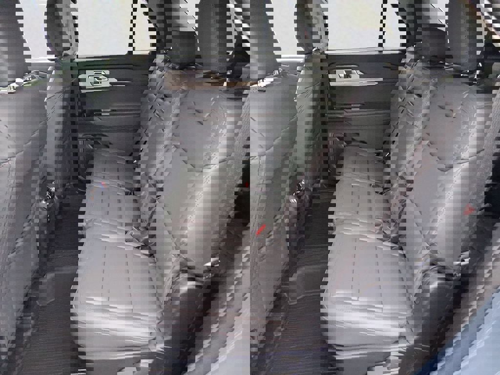 New 2026 Ford Explorer Active w/ Active Comfort Package image 10