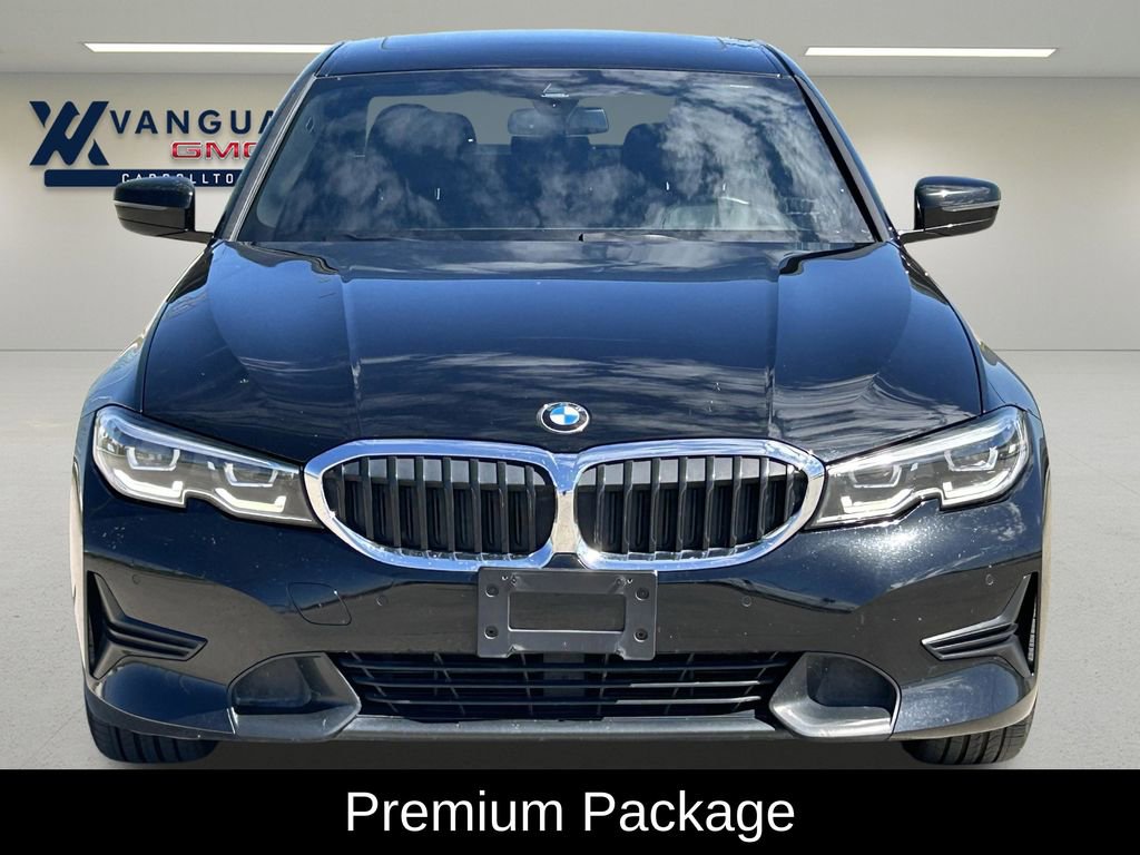 Used 2020 BMW 330i Sedan w/ Premium Package image 3