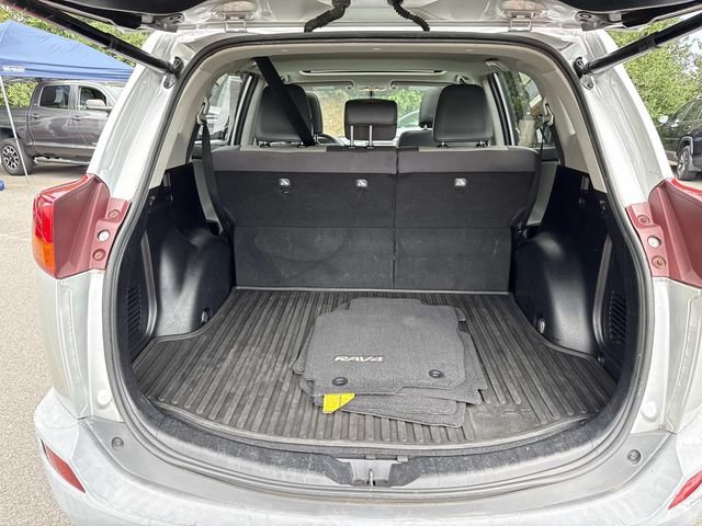 Used 2015 Toyota RAV4 Limited AWD/4WD image 12