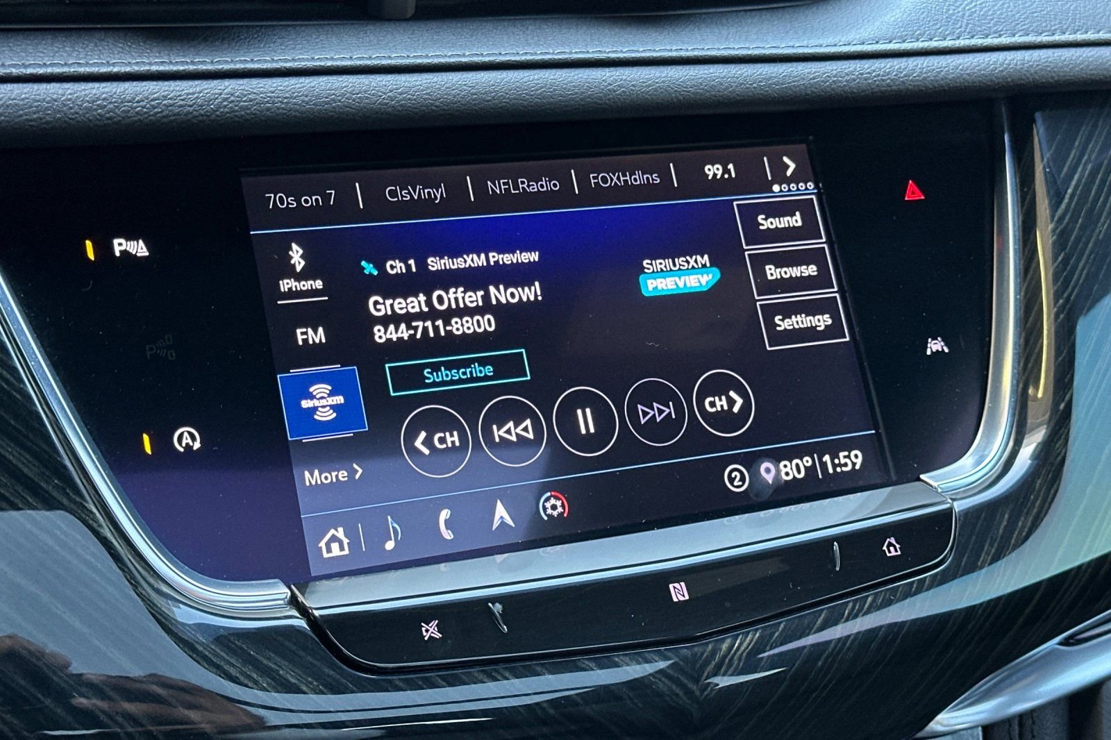Used 2020 Cadillac XT6 Premium Luxury FWD image 19