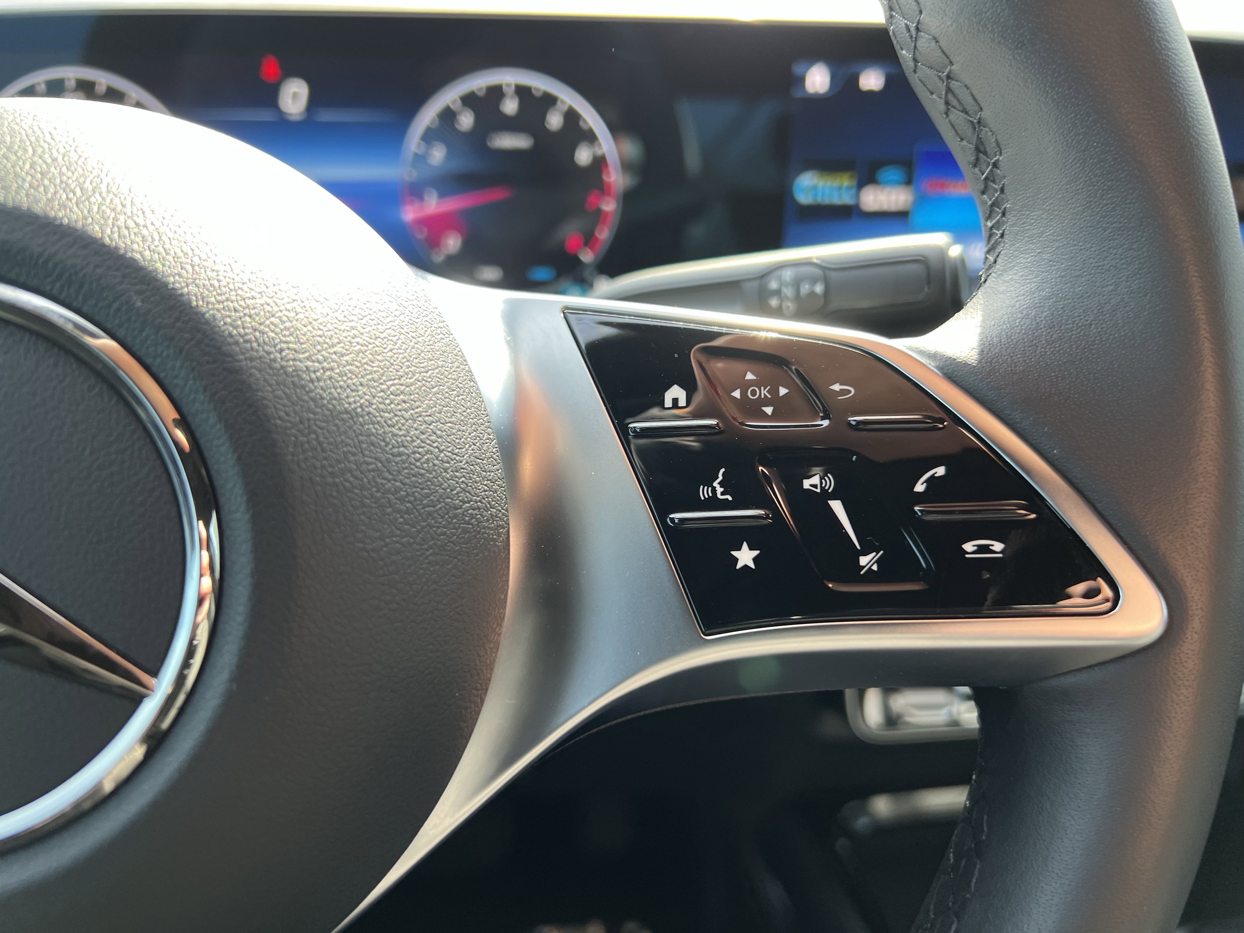 Certified 2025 Mercedes-Benz GLA 250 image 20