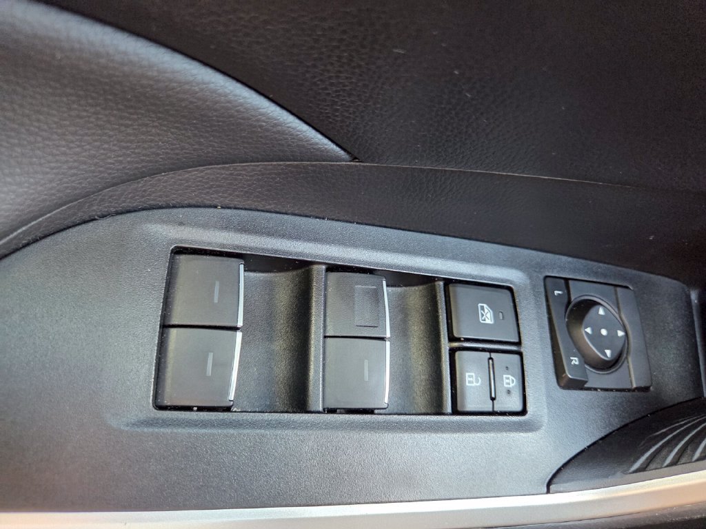 Used 2023 Toyota RAV4 XLE w/ Convenience Package FWD image 20