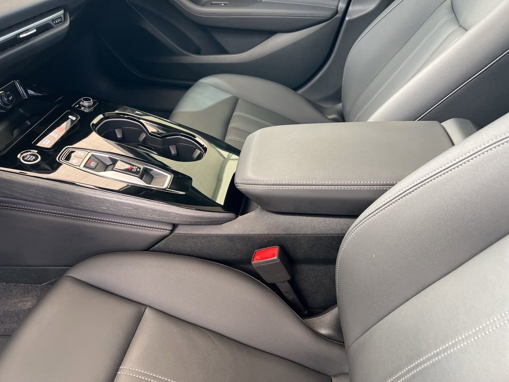 Used 2025 Audi A5 2.0T Premium w/ Convenience Package image 33