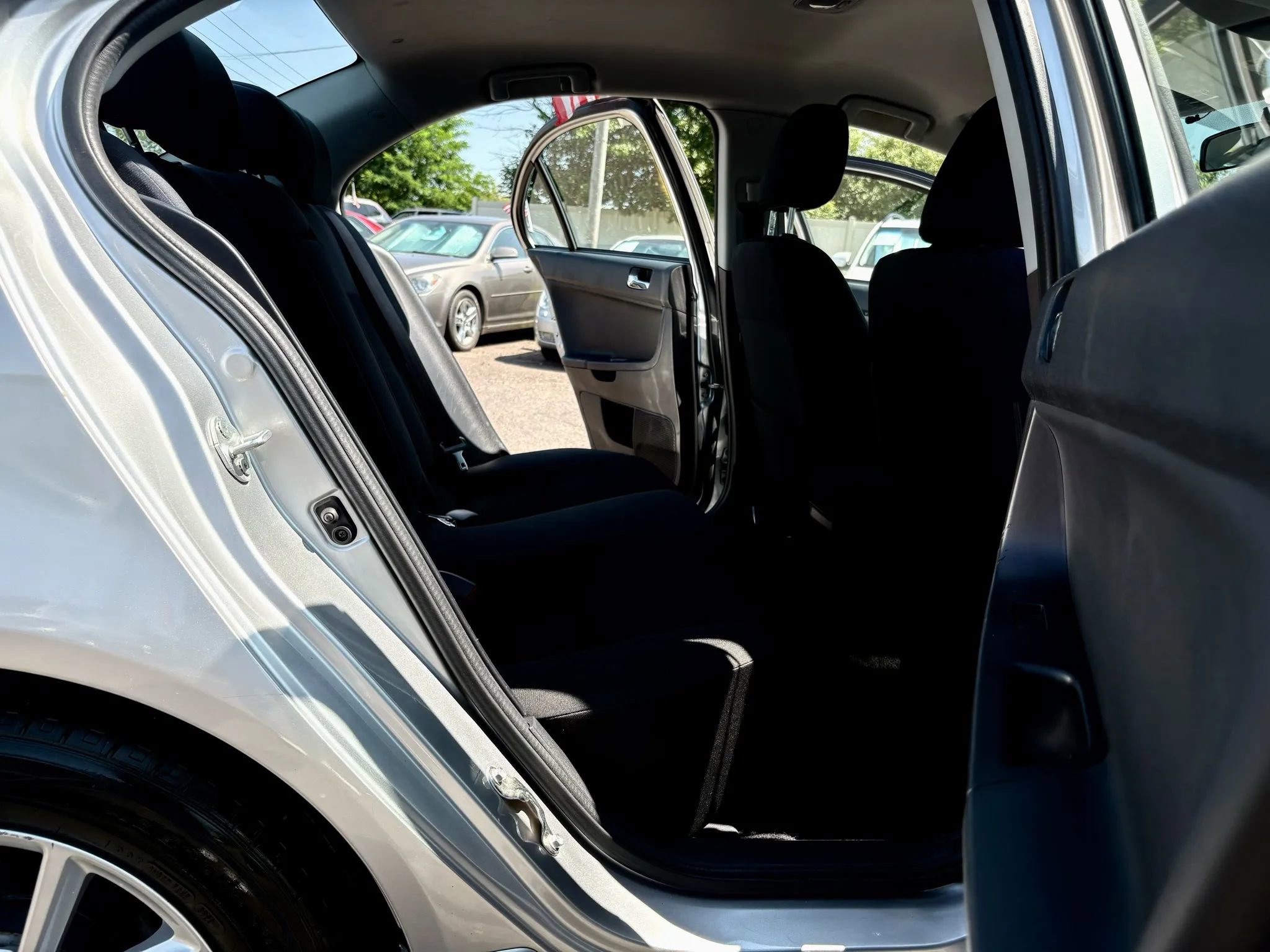 Used 2016 Mitsubishi Lancer ES image 19