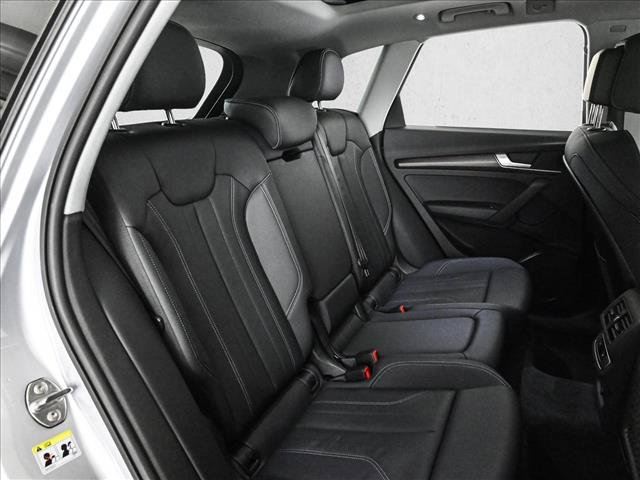 Certified 2024 Audi Q5 2.0T Premium w/ Convenience Package AWD/4WD image 22