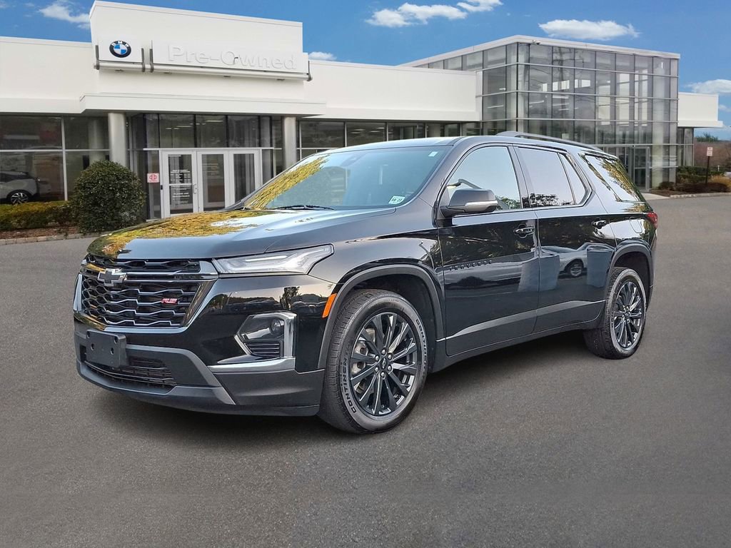 Used 2023 Chevrolet Traverse RS