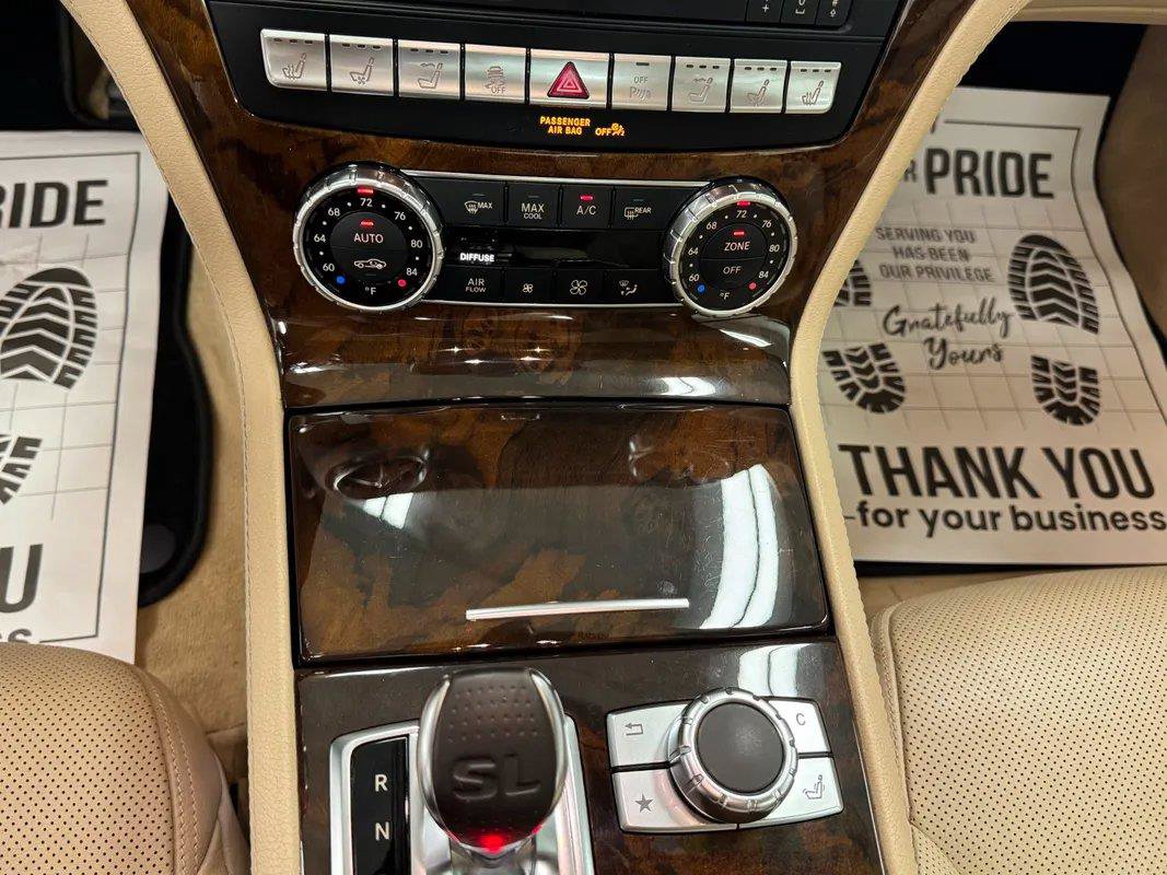 Used 2017 Mercedes-Benz SL 450 image 9