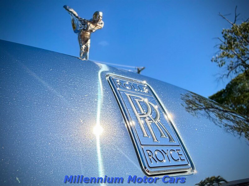 Used 2018 Rolls-Royce Phantom Sedan RWD image 7