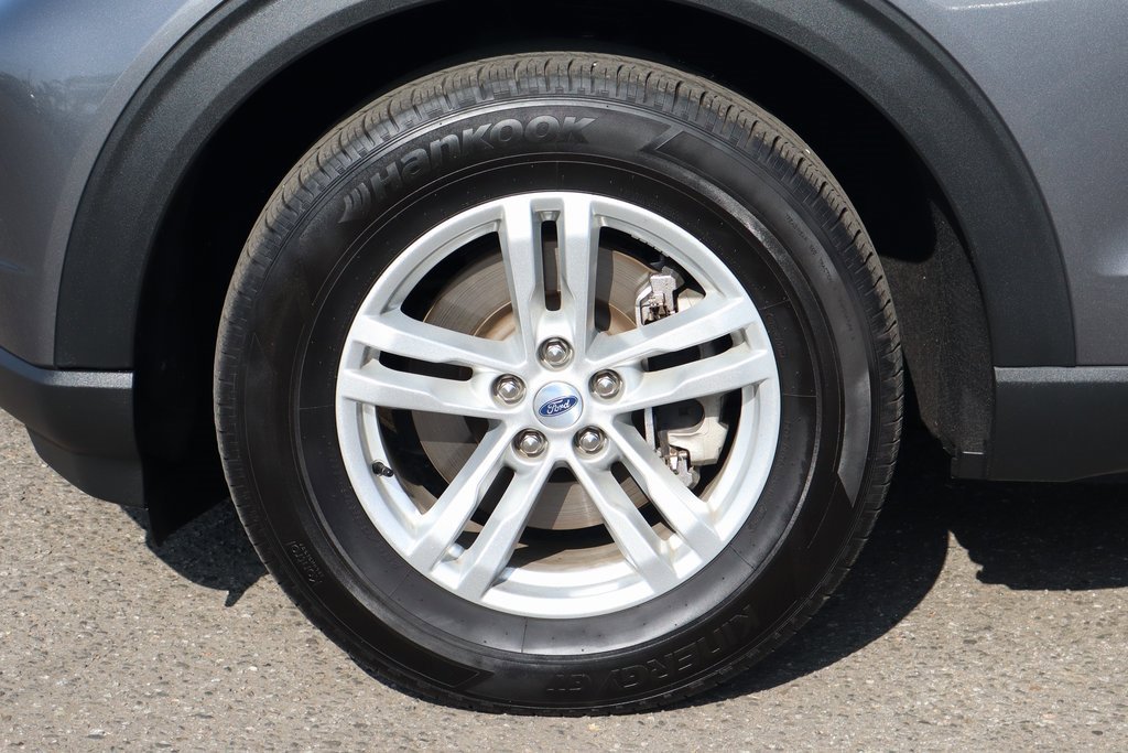 Used 2022 Ford Explorer XLT image 38