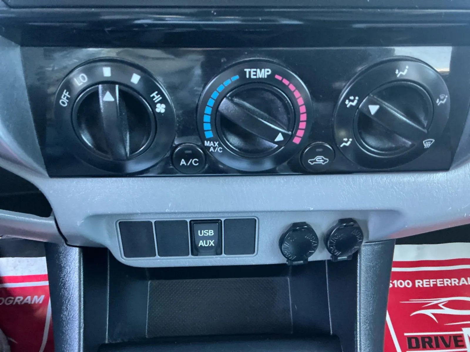 Used 2012 Toyota Tacoma 4x4 Double Cab image 27