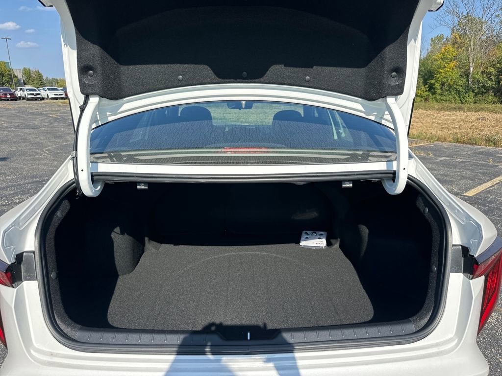 New 2025 Kia K4 GT-Line image 38