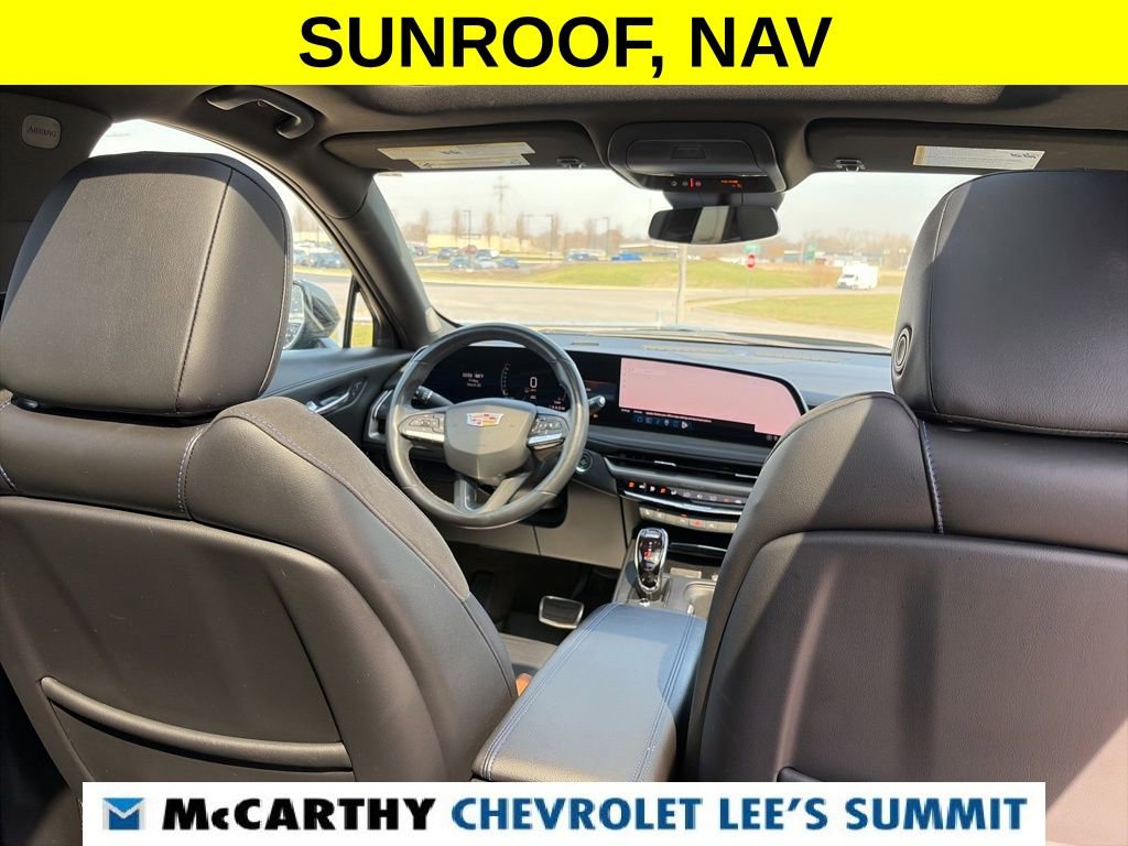 Used 2024 Cadillac XT4 Sport image 39
