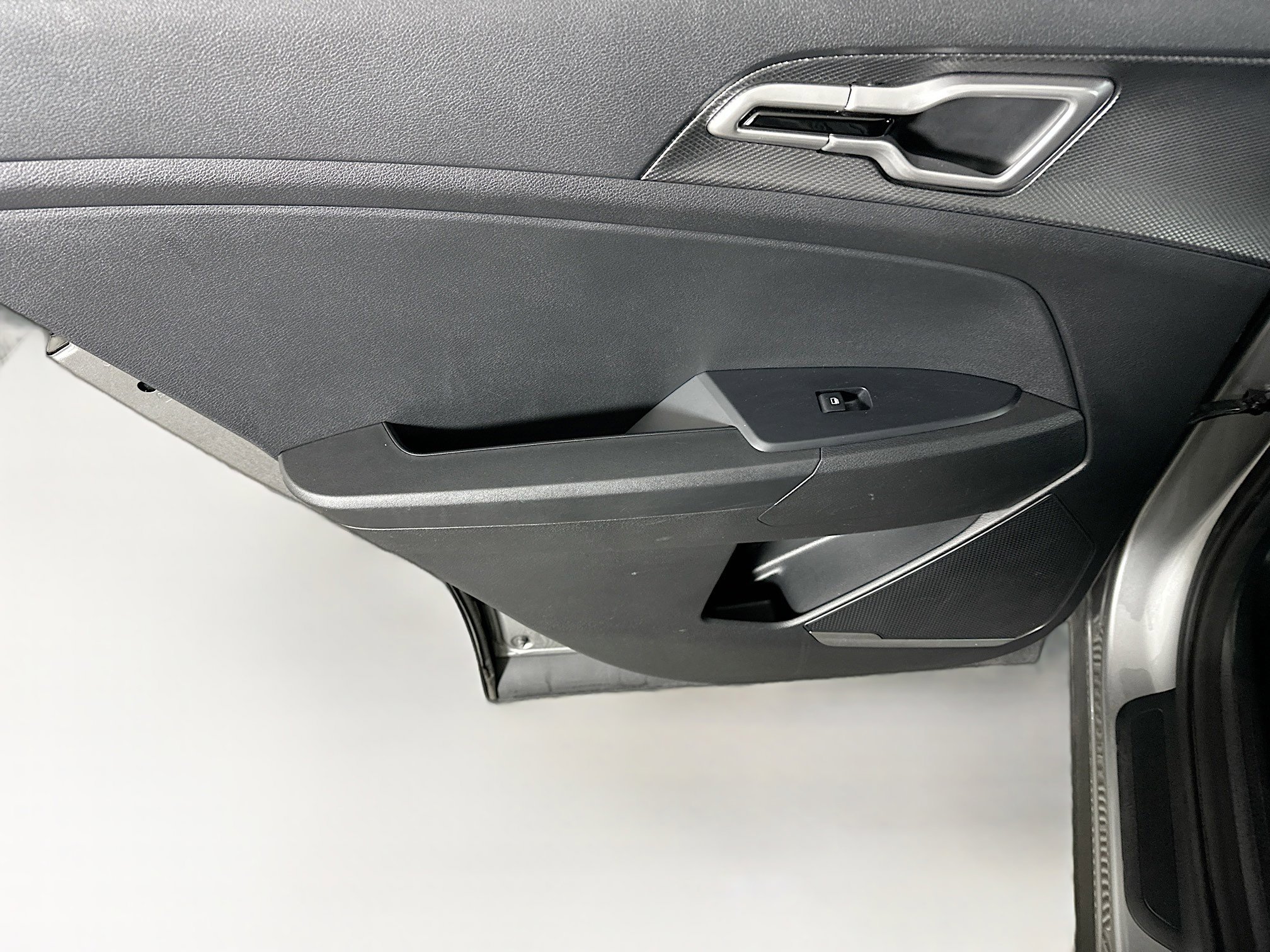 Used 2024 Kia Sportage LX image 25