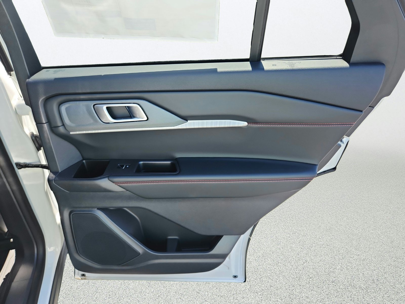 New 2026 Ford Explorer ST-Line AWD/4WD image 32
