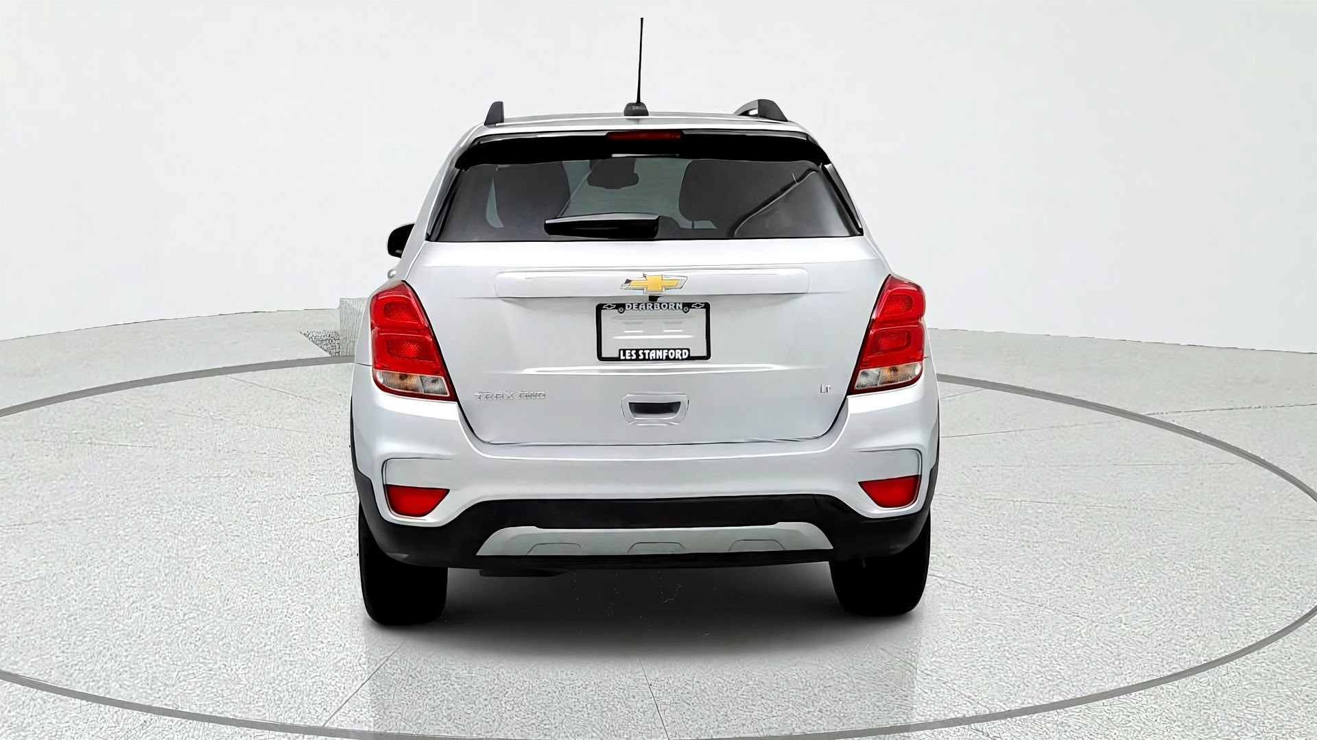 Certified 2019 Chevrolet Trax LT w/ LT Convenience Package AWD/4WD image 4