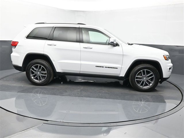 Used 2017 Jeep Grand Cherokee Limited image 6