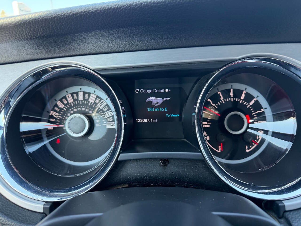 Used 2013 Ford Mustang GT Premium w/ Security Pkg RWD image 21