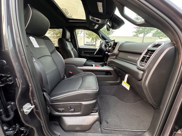 New 2026 RAM 2500 Laramie AWD/4WD image 28