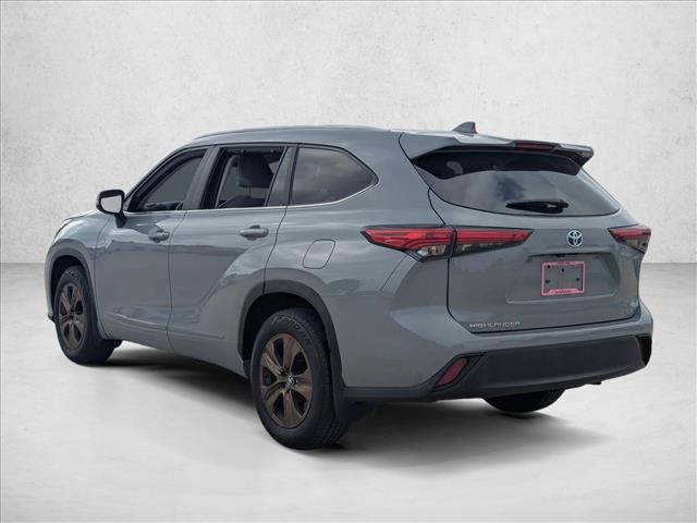 Certified 2023 Toyota Highlander Bronze Edition image 7