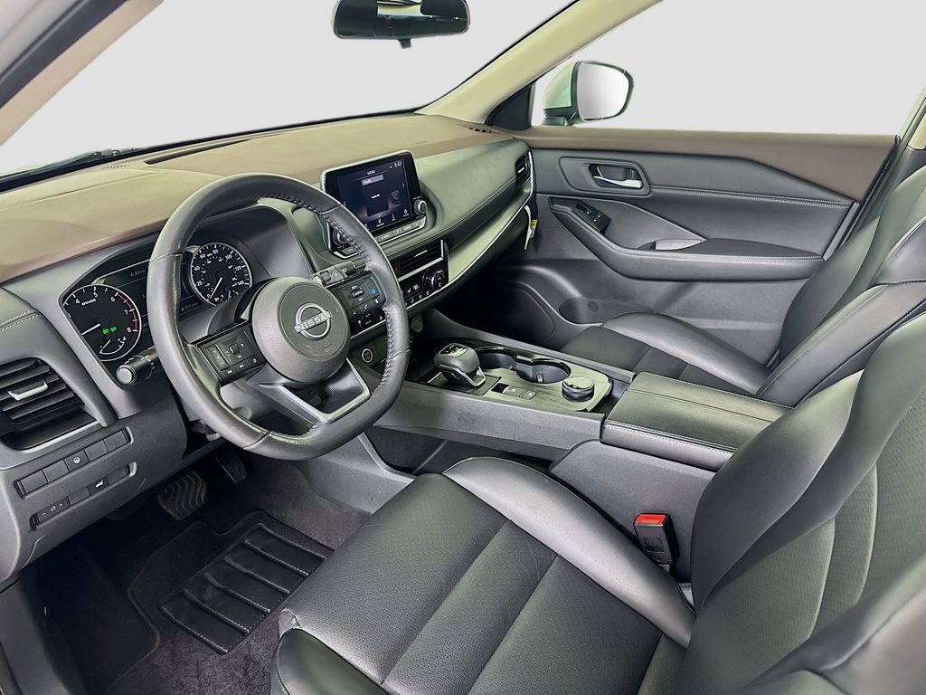 Used 2023 Nissan Rogue SV w/ SV Premium Package image 8