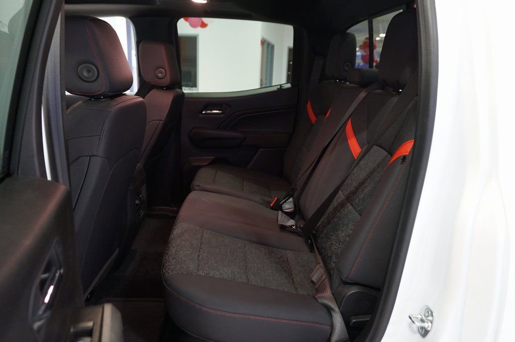 Used 2024 Chevrolet Colorado Z71 w/ Z71 Convenience Package 2 image 11