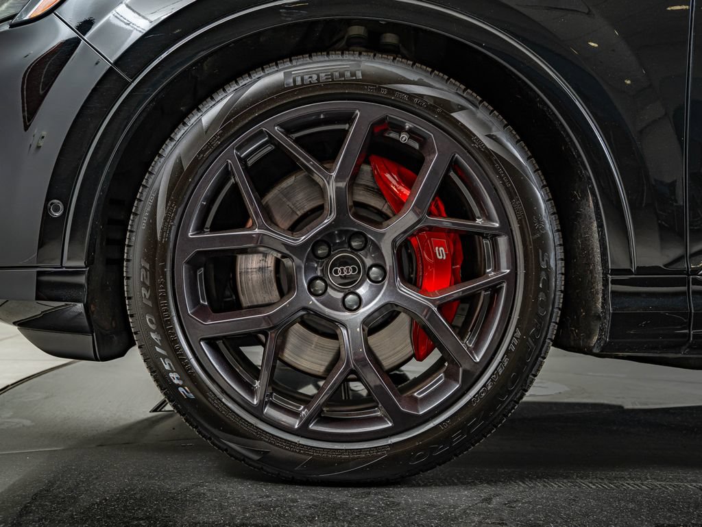 Used 2025 Audi SQ7 Prestige AWD/4WD image 10