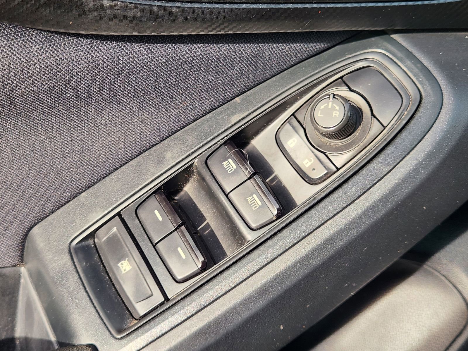 Used 2018 Subaru Crosstrek 2.0i Premium w/ Moonroof Package image 26