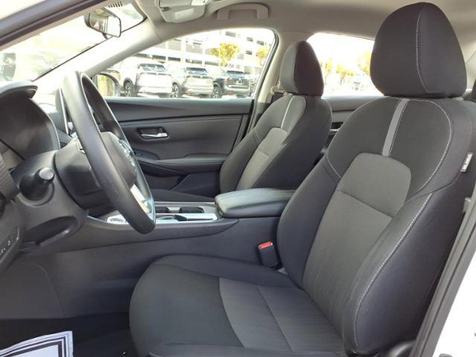 Used 2023 Nissan Sentra SV image 5