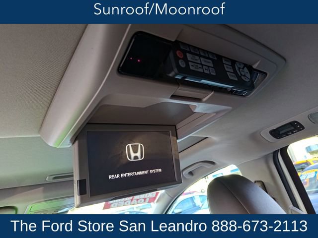 Used 2015 Honda Odyssey Touring Elite image 11
